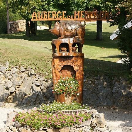 Auberge du Hérisson La Chaux-du-Dombief Exterior foto